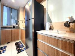 The Lakeshore (D22), Condominium #562550151